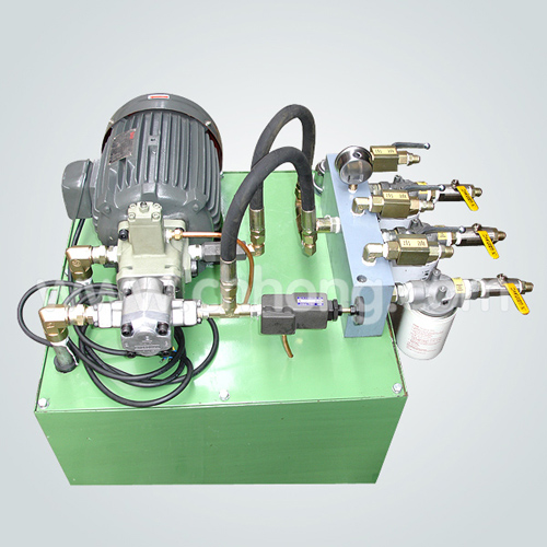 �ߵ͉��M��